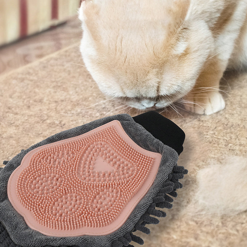 2-in-1 Pet Grooming & Bathing Brush – Massage & Dry Glove